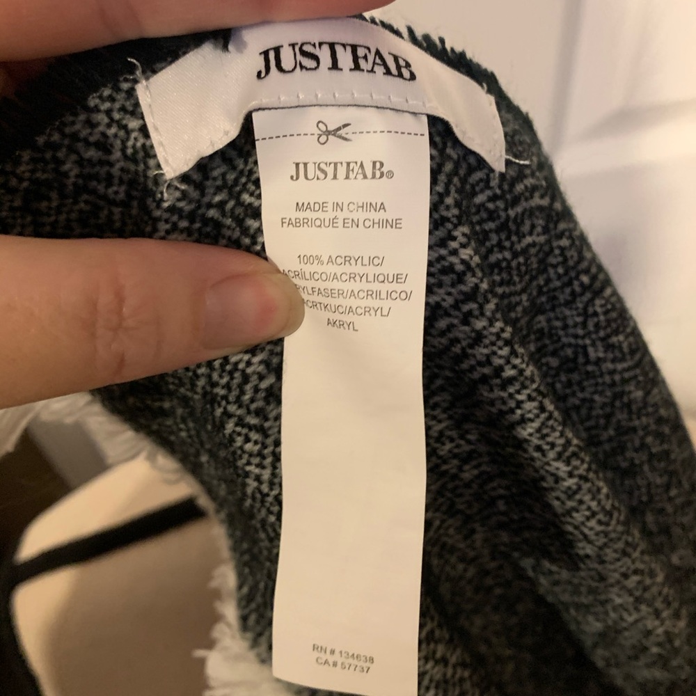 Justfab wrap - Picture 3 of 3